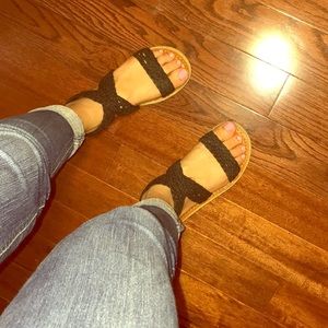 American Eagles Outfitters Sandals